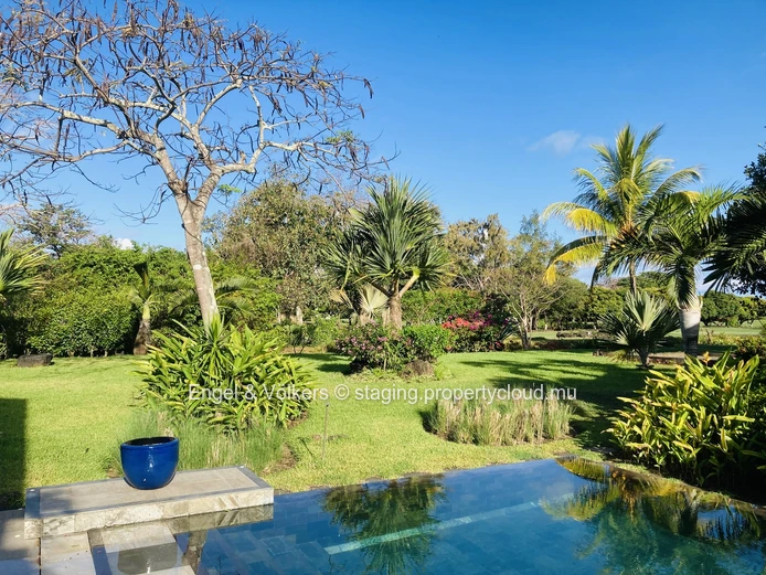 A beautiful home on the fairway