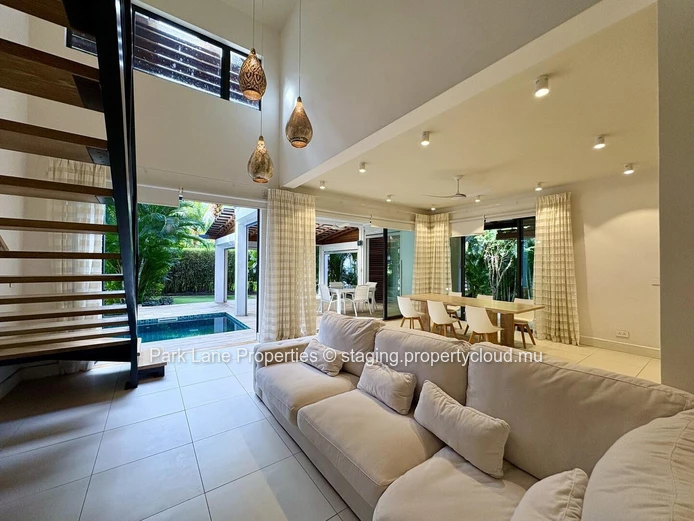 Live the Marina Lifestyle – 3-Bedroom Townhouse with Plunge Pool & Private Mooring