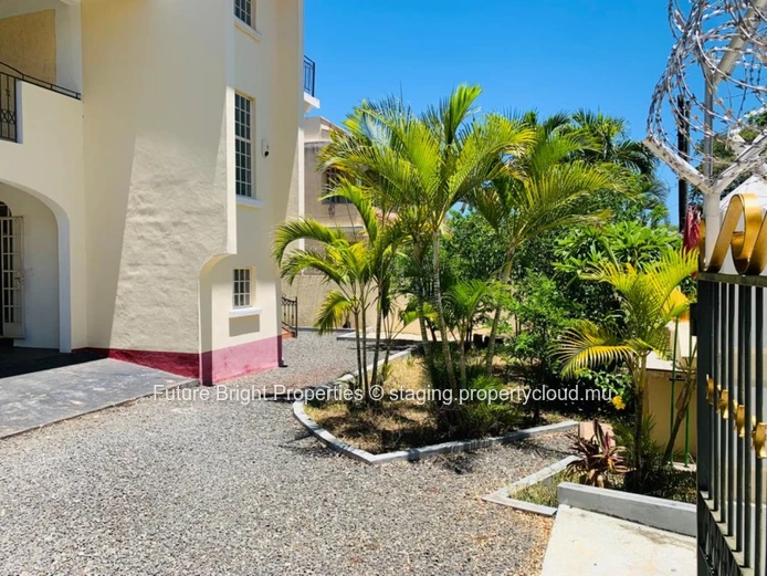 Property for Sale House Flic en Flac