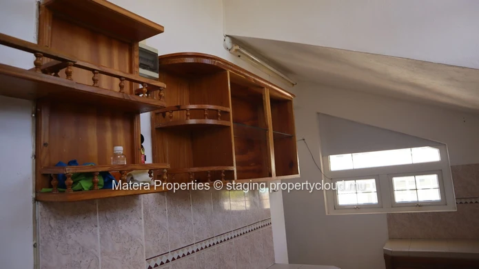 1minute walk from the beach of Flic en Flac - 2 bed apartment - ideal for investment property. 