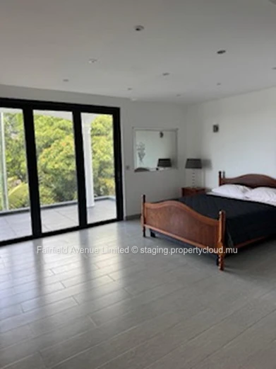 : Maison à vendre à Roches Noires, Rivière du Rempart, grande maison, 4 chambre a coucher avec ensuite. Proche commer...