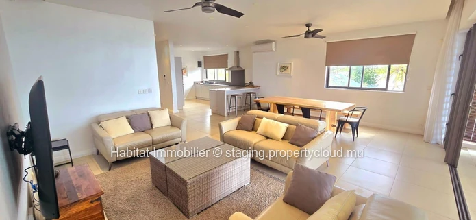Discover this stunning beachfront penthouse of 210 m², fully furnished and equipped, located in Pointe aux Biches. A ...