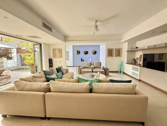 For Sale – Exquisite Luxury Villa in Grand Baie