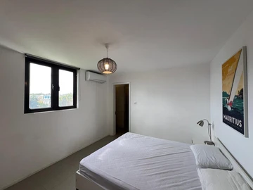 16 Bedroom Building