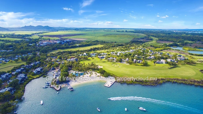 Villa Beach : À louer à Anahita Golf & Spa Resort – Vue golf & piscine privée