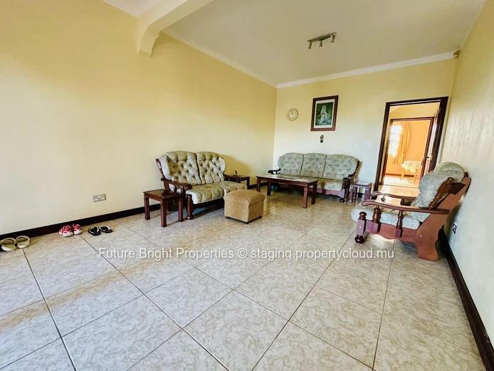 Prime Roadside Property in Moka – Ideal for Residential Living & Commercial Investment
