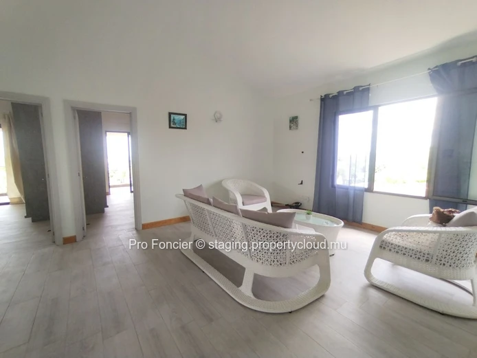 Maison à vendre à Bel Ombre – Belle maison à étage, vendue meublée, dans un environnement calme et paisible