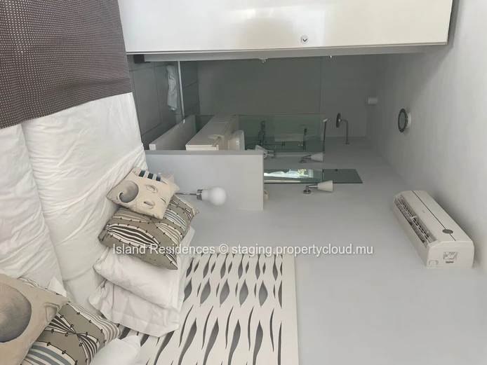 3 bedroom house in a gated beachfront residence