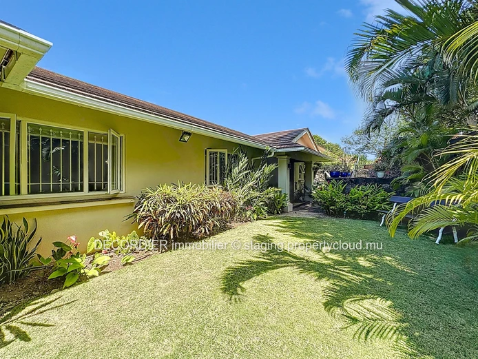 Magnificent two-storey villa located in a residence - Accessible to foreigners