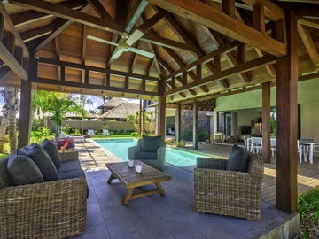 4 Bedroom Villa