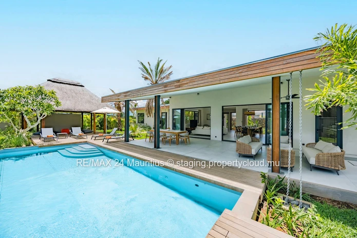 Tropical Oasis: Stunning 4-Bedroom Villa at Ekô Savannah Resort, Tamarin