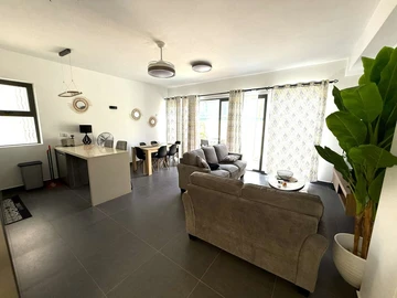 4 Bedroom Townhouse, Duplex