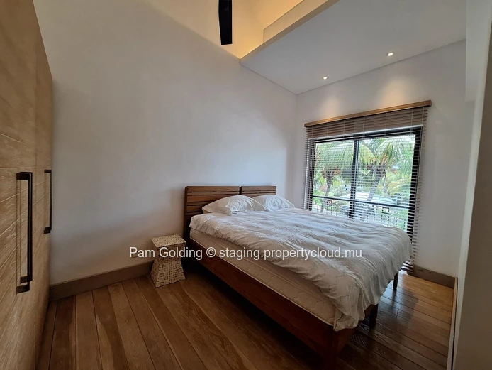 Modern 3 Bedroom Duplex in La Balise Marina, Black River