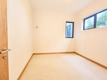 4 Bedroom Apartment