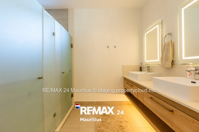 Modern Beachside Penthouse at Ocean Grand Gaube
