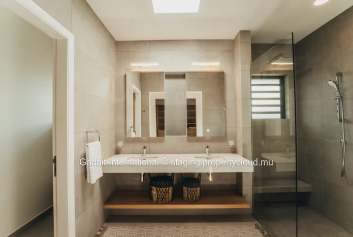 Acheter un penthouse de luxe avec piscine à débordement à Belle Vue Harel (Île Maurice)
