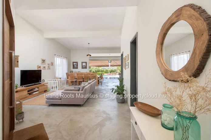 Beautiful 3 bedroom villa for sale in Mont Mascal