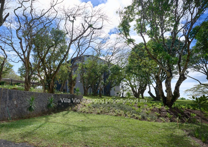 Belle Vue Harel - Spacious 4-bedroom ground floor apartment (Sole Mandate)