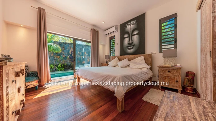 Elegant Bali-Style 3-Bedroom Villa with Pool and Kiosk