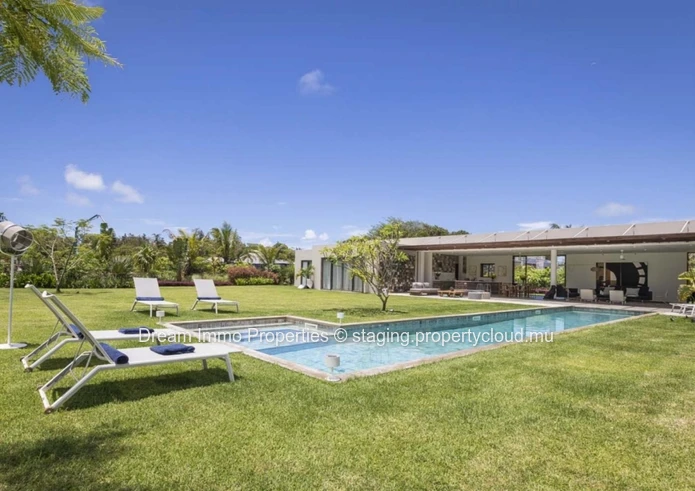 Revente D’Une Sublime Villa Autour D’Un Beau Golf Dans Un Prestigieux Domaine Anahita Resort