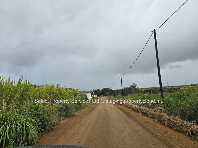 A Vendre, Terrain Commercial,  Autoroute Trianon