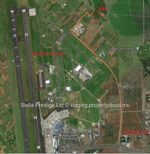 Prime Agricultural Land for Sale in Plaisance, Mahébourg - 1.933m² at Rs