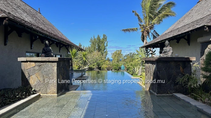 Villa de 4 chambres de style balinaise avec piscine débordante et accès à la plage