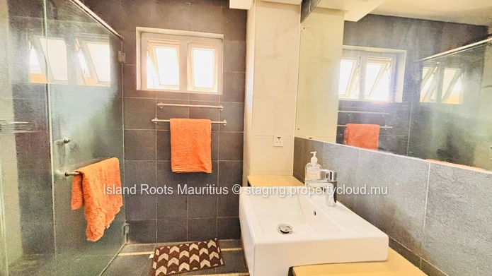 Grand Baie Rental - 3-bedroom duplex 