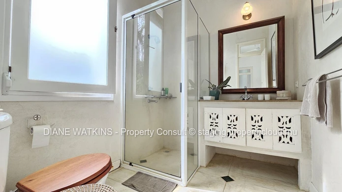 Spacious 5 bedroom house for sale in Moka Mauritius