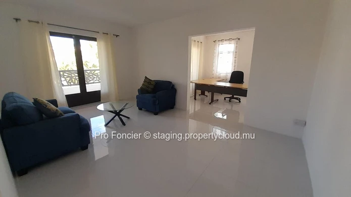 House for rent in Albion - Large, bright house ideal for a large family.