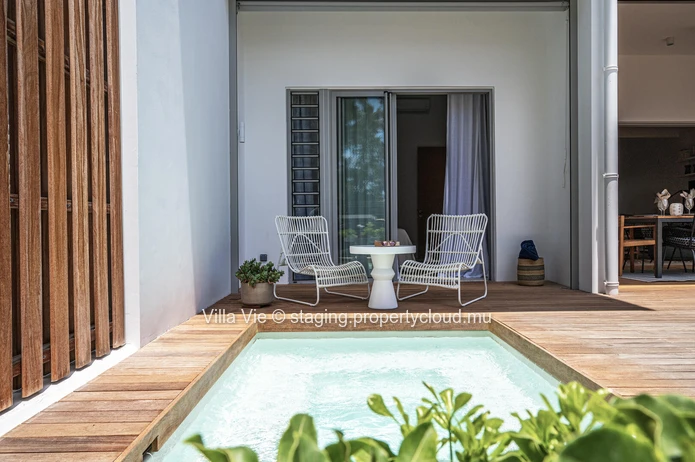 Grand Gaube - Appartement Moderne 3 chambres avec accès direct à la plage.
