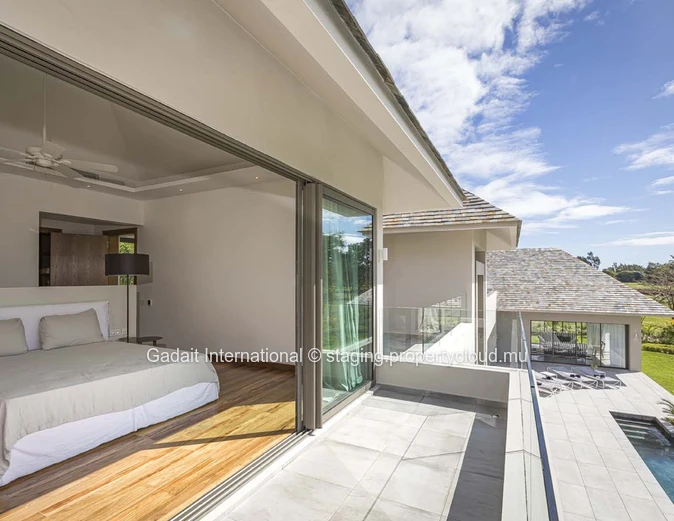 Rent an exceptional villa in the heart of Anahita Golf & Spa Resort