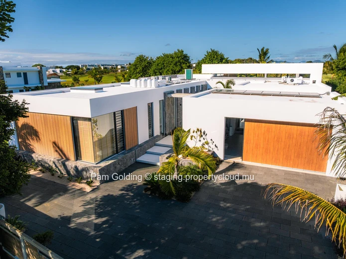 Exquisite 4-Bedroom Island Living in Azuri Ocean & Golf Village