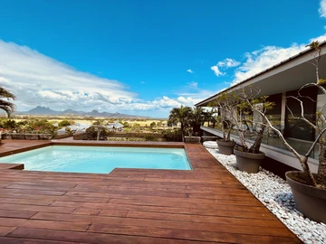 4 Bedroom Villa