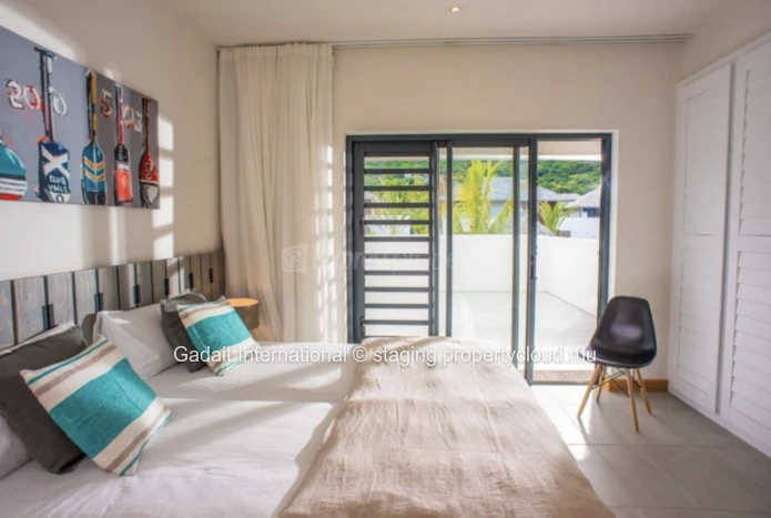 Villa Tropicale Élégante à Marguery – 3 Chambres avec Piscine Privée & Vue Montagne