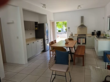 3 Bedroom Townhouse, Duplex