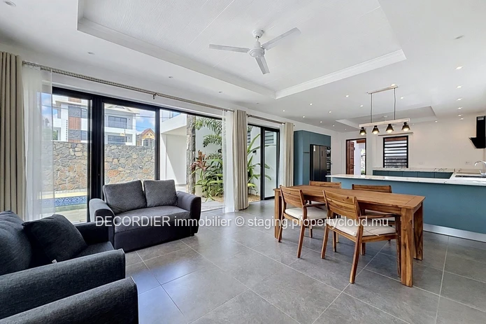 Modern villa for rent in Trou aux Biches