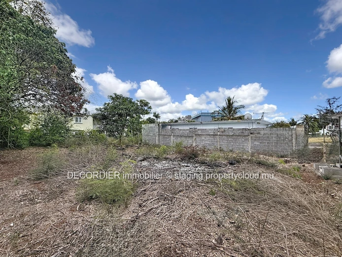 Residential plot for sale in Pointe aux Piments
