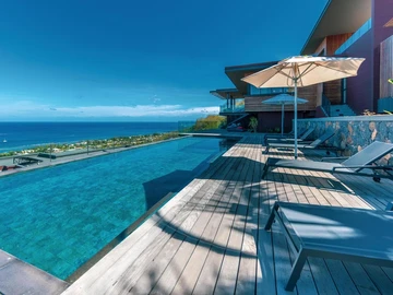 5 Bedroom Villa