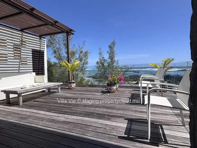 Roches Noires - Maison de 4 chambres avec piscine et vue magnifique sur le lagon de Roches Noires