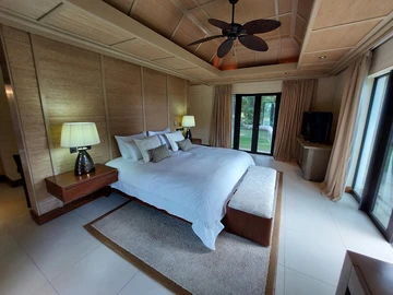 4 Bedroom Villa