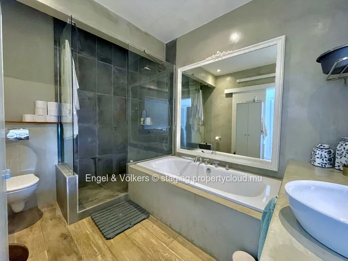 Beachfront Penthouse for Rent in Grand Baie
