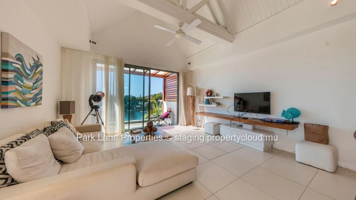 Unique RES Marina penthouse