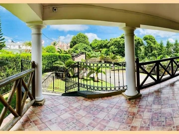4 Bedroom Villa