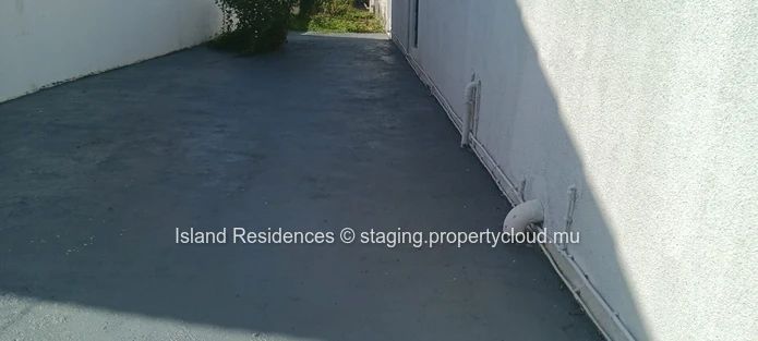 Grand Gaube - Maison neuve de 2800 pieds carrée avec piscine et jardin cloturée