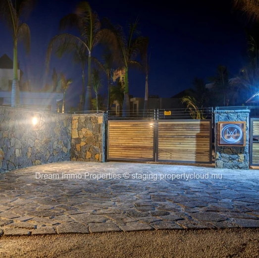 Opportunite Rare ! Bel Appartement Meublé Avec Accès Hotel Au Nord De L'île Maurice