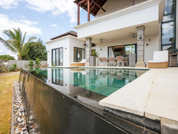 4 Bedroom Villa
