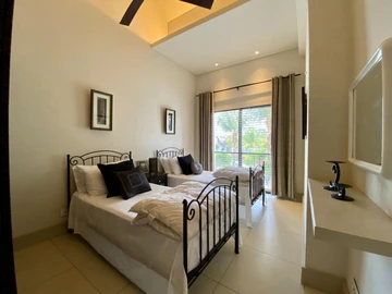 3 Bedroom Townhouse, Duplex