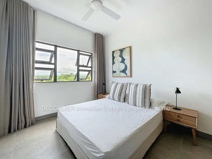 Elegant furnished flat with sea view in Saint Antoine