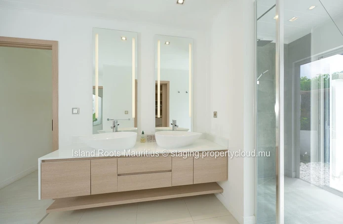 Spacious single-storey villa for sale in Grand Baie!